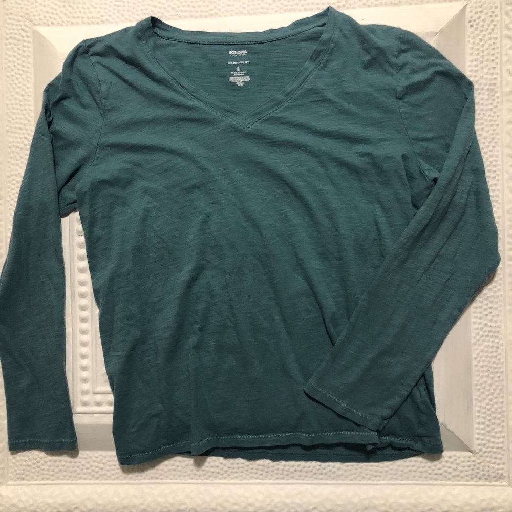 Sonoma women’s long sleeve T-shirt size L